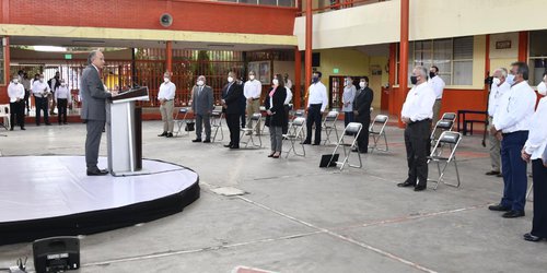 583 mil niñas, niños y jóvenes iniciaron ciclo escolar a distancia