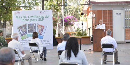 Gobernador da banderazo a última etapa de distribución de libros de texto gratuitos