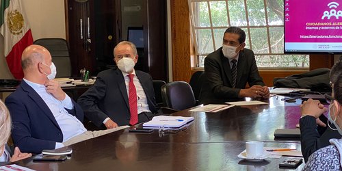 Avanza adhesión y equipamiento de Hospital Central y de Soledad ante INSABI