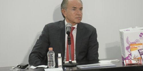 JM Carreras entrega Premio Estatal de Periodismo 2020