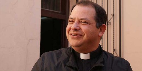 No politizar, pero si denunciar anomalías en administración estatal: Iglesia