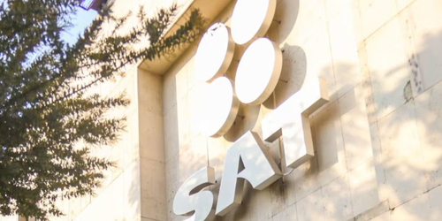 SAT actualiza lista definitiva de factureros; incluye a 49 contribuyentes.