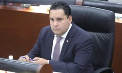 Integrantes de Asociación Estado 33 de migrantes, buscan negocios y aportar a México