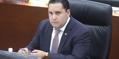 Integrantes de Asociación Estado 33 de migrantes, buscan negocios y aportar a México