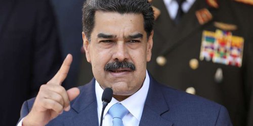 Presidente de Venezuela indulta a un centenar de políticos y activistas