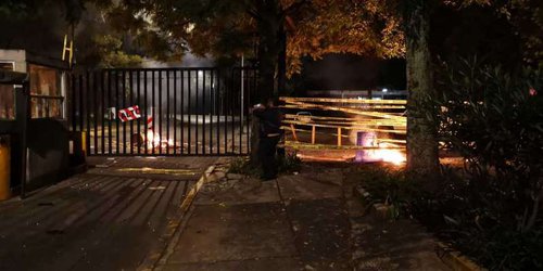 Manifestantes protestan en CU