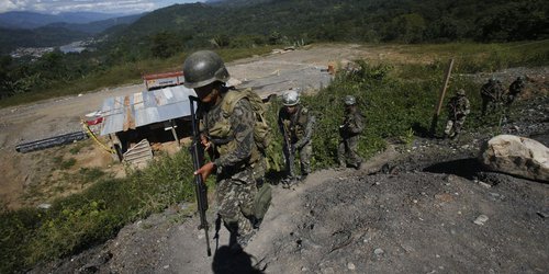 Sendero Luminoso mata a 18 personas en Perú