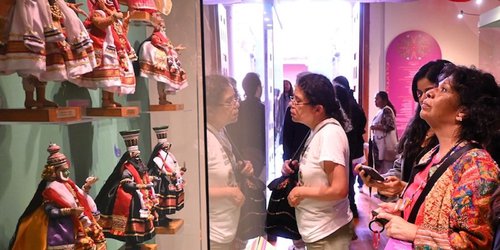 El Museo Nacional de las Culturas del Mundo presenta Gāthā: historias de la India, a través de sus muñecas