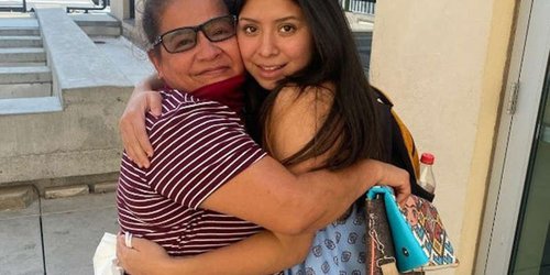 Una mexicana y su hija, juntas gracias a las redes sociales tras 14 años de un secuestro