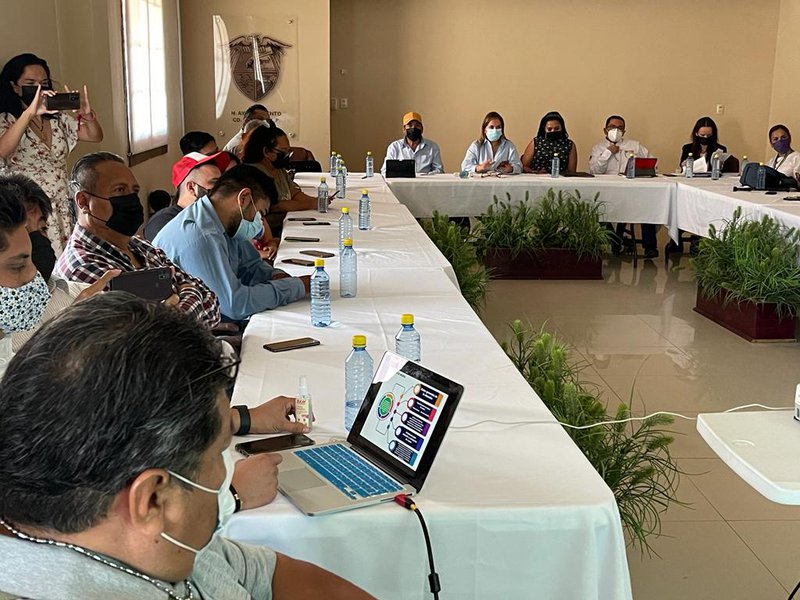 Reuniòn con periodistas de Ciudad Valles.jpg