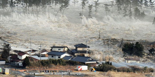 Alerta de tsunami en el océano Pacífico tras un fuerte terremoto en la costa este de Rusia