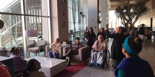 Adultos mayores de asilo potosino viajaran a la zona media y centro del estado