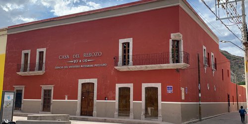 Nuevo director del Museo Casa del Rebozo en Santa María del Río