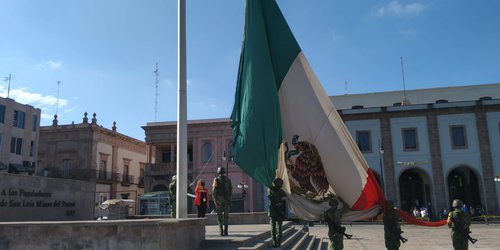 SLP se suma a duelo nacional por contagios y decesos por COVID-19