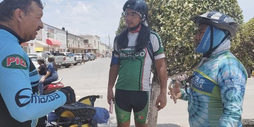 Ciclistas de la ruta chichimeca pasaron por Rioverde