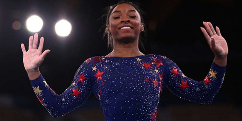 La gimnasta Simone Biles se retira de la final por problemas de salud mental