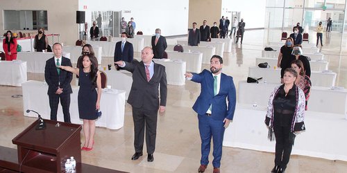 Rinden protesta funcionarios electos de la CEGAIP y ASE