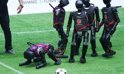 China celebra su primer torneo de fútbol con robots autónomos