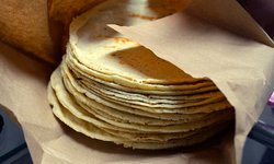 Sheinbaum firmará acuerdo con harineras para evitar aumento en el precio de la tortilla