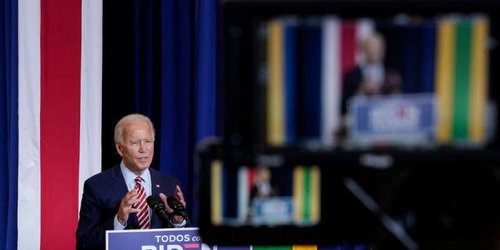Trump tuitea un video manipulado de Biden