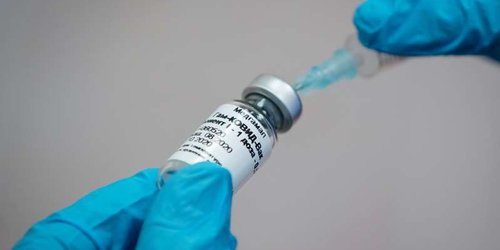 Desarrolladores de rusa Sputnik V piden a AstraZeneca tratar de combinar vacunas