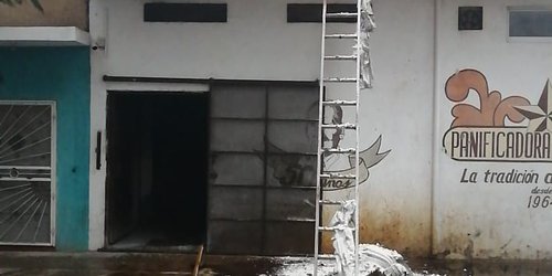 Se quemó la panadería del Alcalde en El Refugio