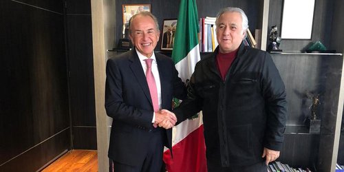 Gobernante potosino sigue gestión de recursos en CdMx