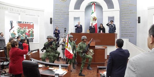 Homenaje al Ejército Mexicano en sesión solemne del Congreso Estatal