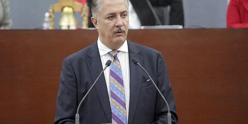 Piden no descuidar a niños durante contingencia COVID-19: Rolando Hervert