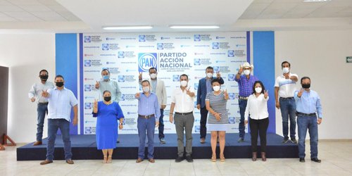 Alcaldes del PAN respaldan al dirigente estatal rumbo al 2021