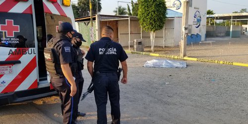 Investigan homicidio frente al Hospital de Rioverde