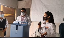 Mujeres con AUR y Corporativo Urbiola donan respirador al Hospital de Rioverde