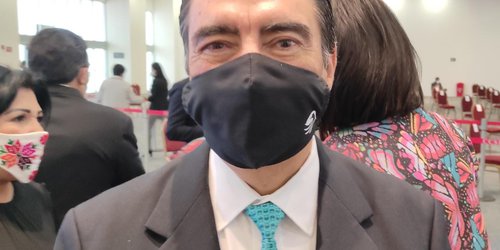 JM Carreras cumple con la educación en SLP: Rector de la UASLP