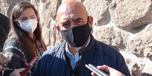 Ni la Secretaria de Salud ni titular de la SEGE, han solicitado licencia al cargo.