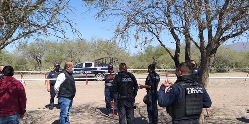 Revientan carreras de caballos clandestinas por aglomeración de personas
