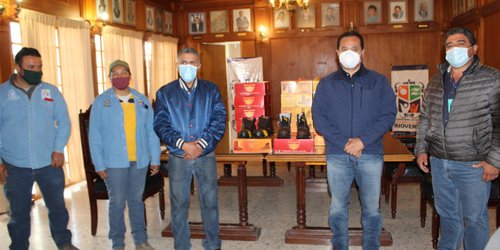Entregaron equipo de trabajo a personal sindicalizado del Ayuntamiento