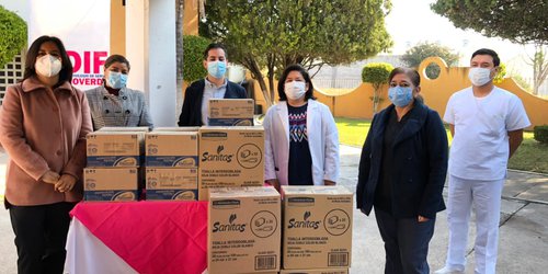 DIF Municipal entregó apoyos a personal de Salud