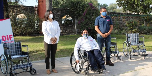 El DIF Municipal apoya a personas con discapacidad