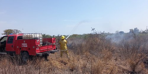Incendios consumen 600 metros de pastizales