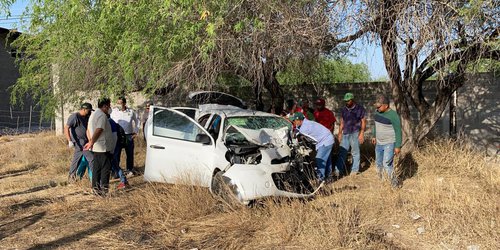 Fallece jovencita de avanzada de Gallardo en choque: Hay otros 5 heridos