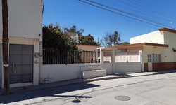 Vacunaron contra Covid a adultos mayores del asilo Los Años Dorados