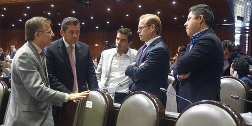 Autoridades electorales deben poner un alto a campaña negra del PRIAN: Escobar y Vega