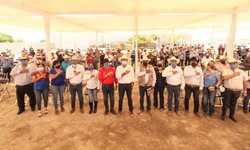 Octavio Pedroza se compromete a crear Consejo Estatal Agropecuario