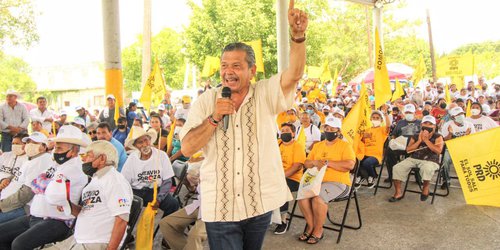 "Yo no tengo cola que me pisen": Octavio Pedroza