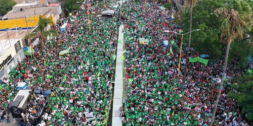 Ante una multitud "El Pollo" Gallardo proclama su nueva revolución política