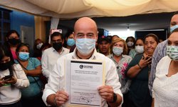 José Luis "Chiquis"Fernández recibe constancia de mayoría, será Diputado del Congreso del Estado