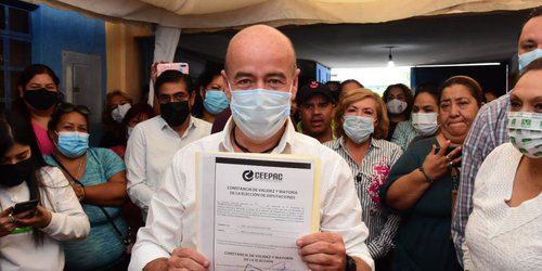 José Luis "Chiquis"Fernández recibe constancia de mayoría, será Diputado del Congreso del Estado