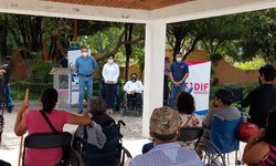 DIF Municipal benefició a 12 personas con entrega de sillas de ruedas