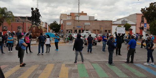 Otro día de manifestaciones y bloqueos en la capital potosina