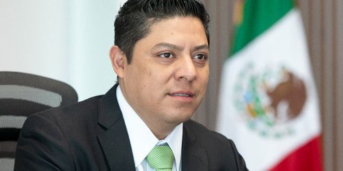 Acondicionan Plaza de Fundadores para tomar protesta a Ricardo Gallardo como Gobernador